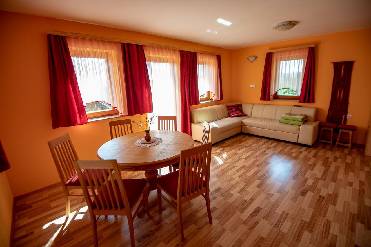 Dobrnic Vineyard Cottage Pod Piramido מראה חיצוני תמונה