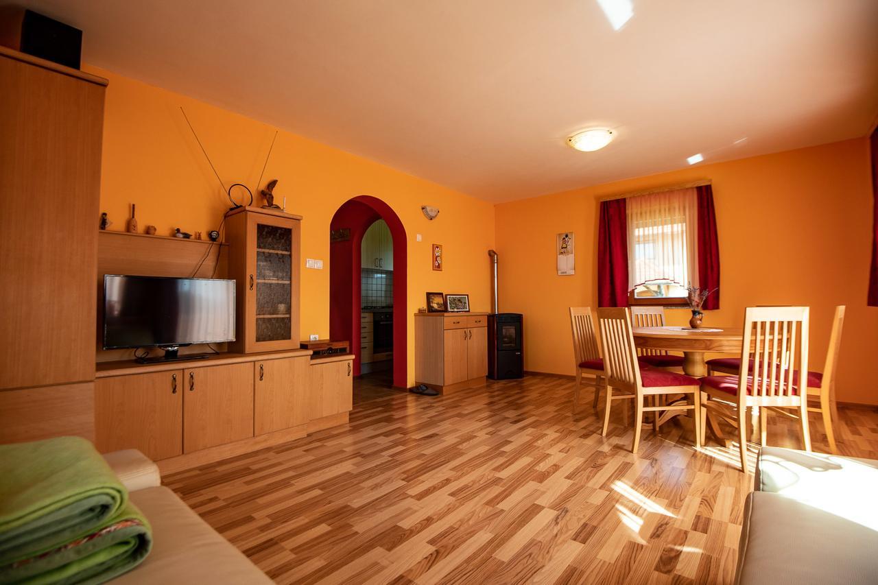 Dobrnic Vineyard Cottage Pod Piramido מראה חיצוני תמונה